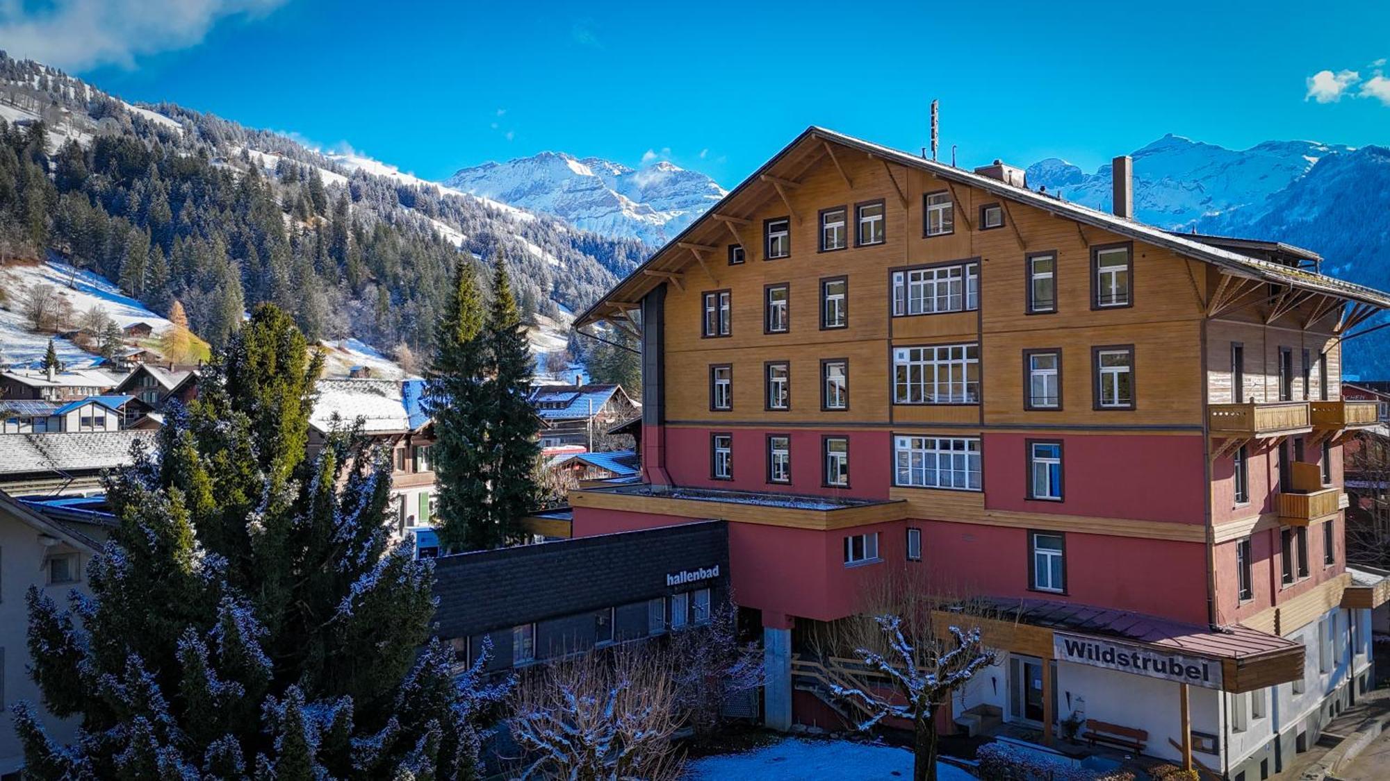 Sporthotel Wildstrubel Lenk Exterior foto